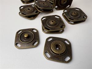 Tryklås - stor lækker trykknap i antik messing, 30 mm