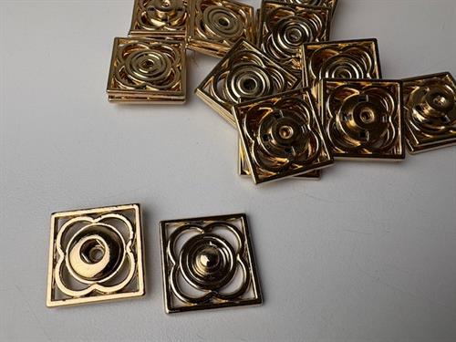 Tryklås - stor lækker trykknap i guld, 20 mm