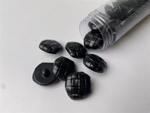 Øjeknap - læder look med fletmønster i sort, 22 mm