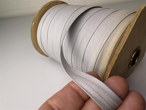 Smalt skråbånd - grå