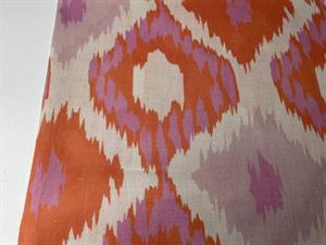 Fastvævet bomuldsbatist - lækkert print i lyserøde og orange farver 
