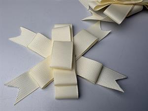 Sløjfe - flødefarvet og rillet