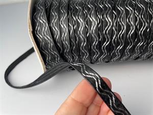PU bånd - sort med sølv zigzag detalje