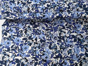 Fastvævet poplin - små blå blomster