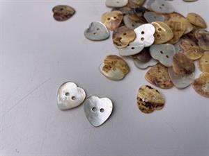 Perlemorsknap - natur, 15 mm, sød hjerteform
