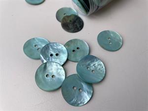 Perlemorsknap - lys turkis, 22 mm, med mat overflade