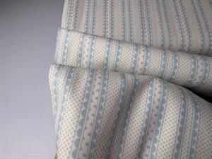 Patchwork stof - fine lyseblå striber og prikker