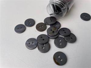 Poleret perlemorsknap - mørk grå og blank, 13 mm