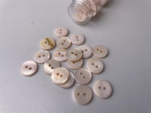 Poleret perlemorsknap - blid lyserød og blank, 10 mm