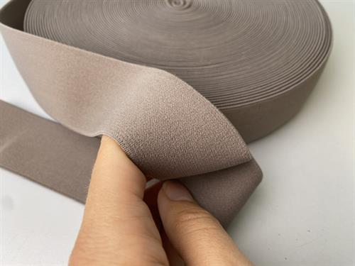 Blød elastik - velegnet til undertøj 4 cm, taupe