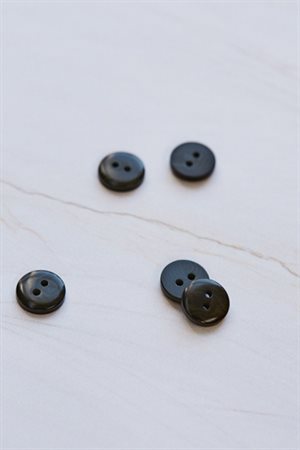 Corozo button fra mind the maker - i flot calm grey, 11 mm