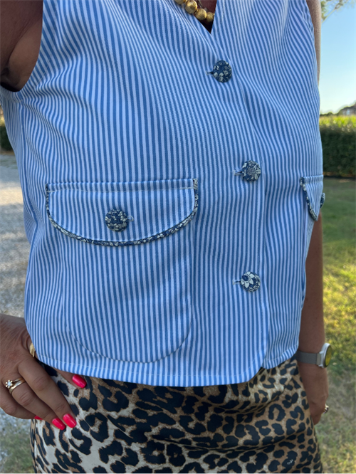 Denimvest i klassiske striber