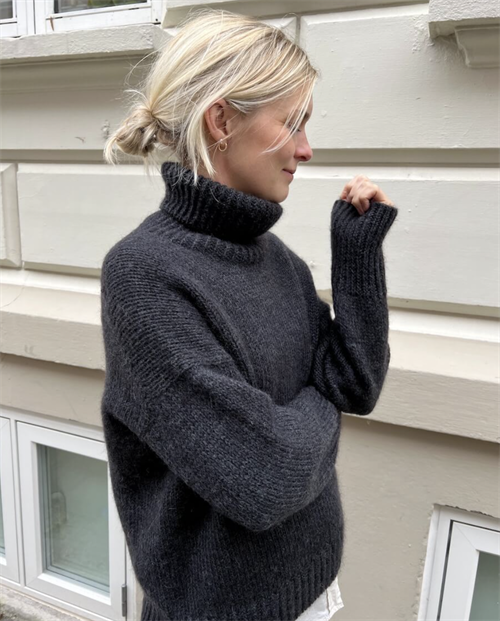 PetiteKnit - Wednesday Sweater