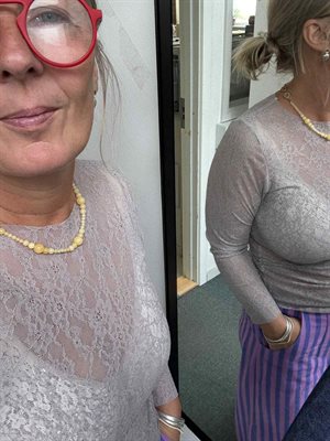 Blonde - blomstret, strækbar i nougat