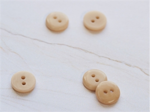 Corozo button fra mind the maker - dune, 11 mm