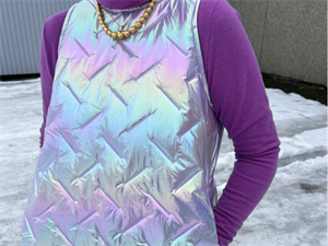 Fastvævet quiltet stof - cool lilla metallic