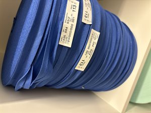 Skråbånd - hel rulle 20 mm bred i kobolt