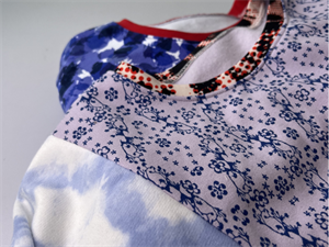 Isoli - lys lavendel med kobolt blomster, 1 meter