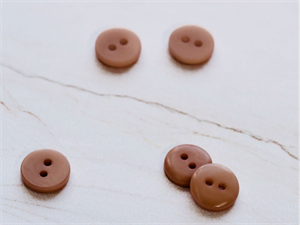 Corozo button fra mind the maker - soft mocha, 11 mm